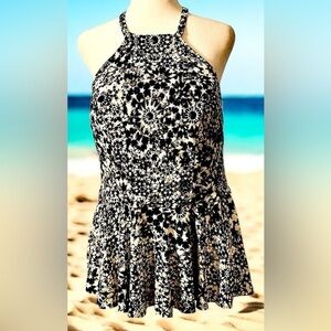 Sea Angel Tankini. Size  1X